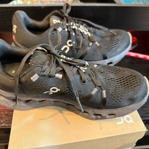 On Running Black Athletic Shoes 8.5